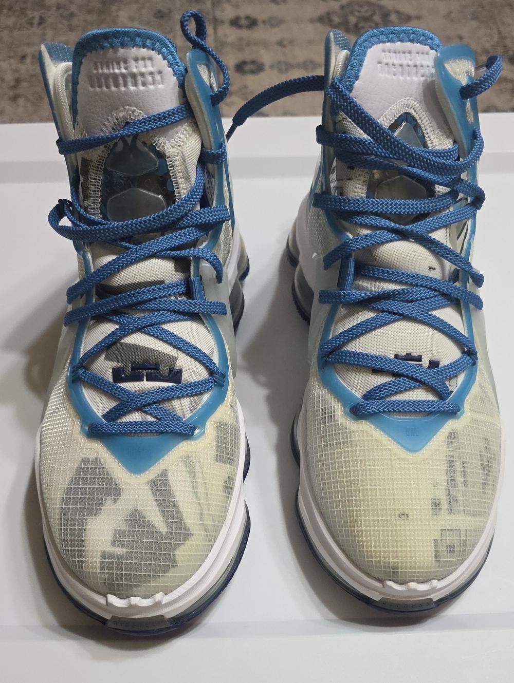 Nike Men's High-Top Sneakers in White and Blue